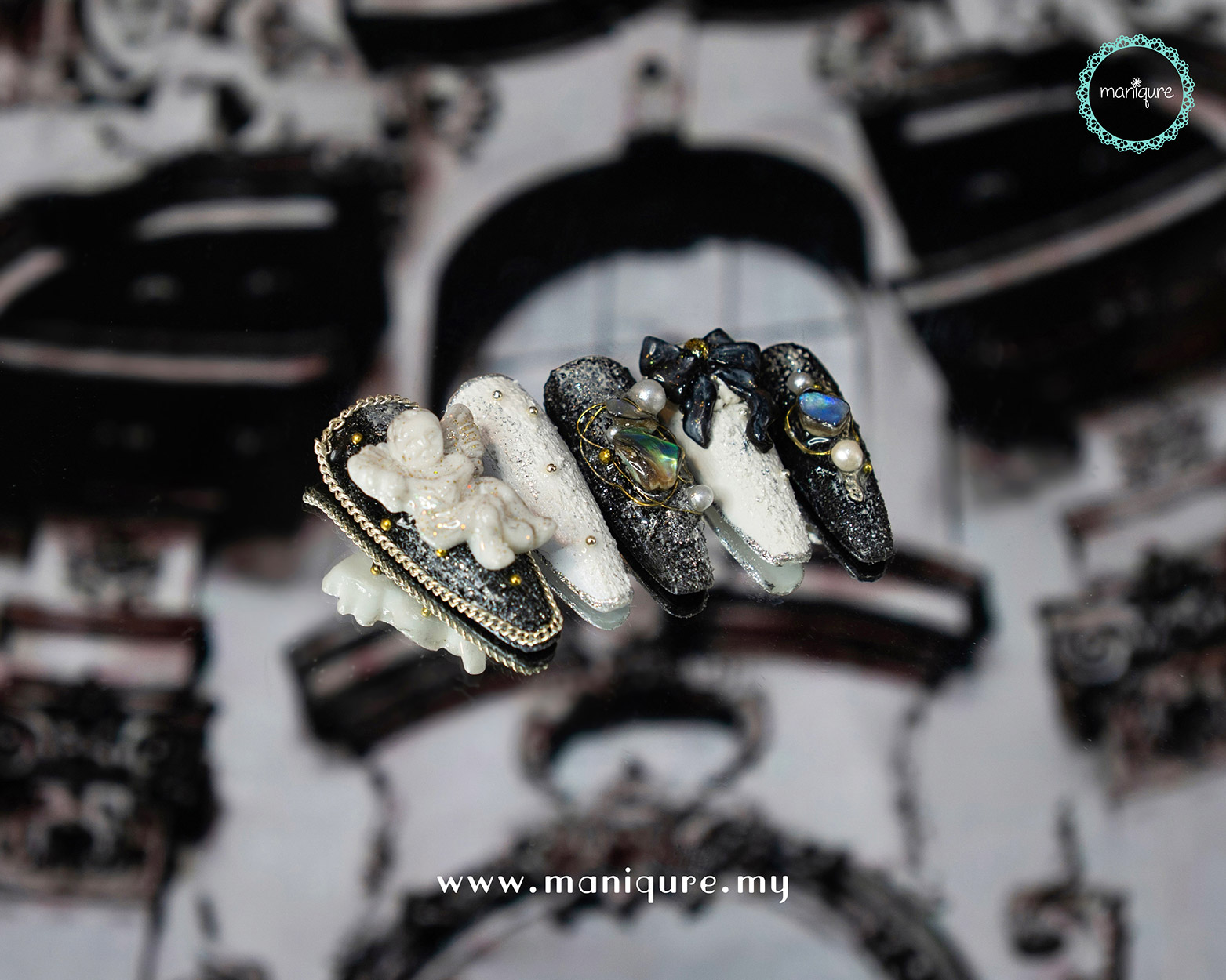 Reni Nails - Baroque Manicure