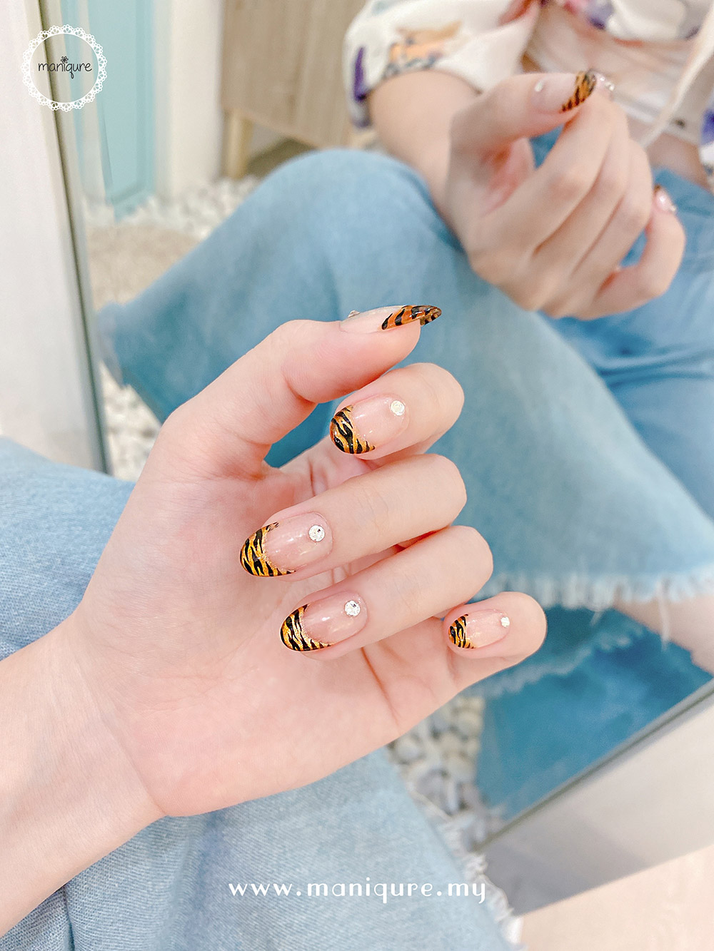 Tiger Nails - Animal Print Manicure