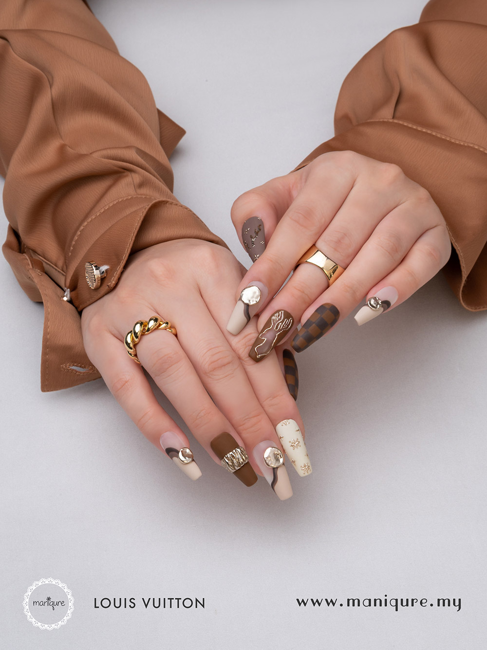 Louis Vuitton Christmas Nails