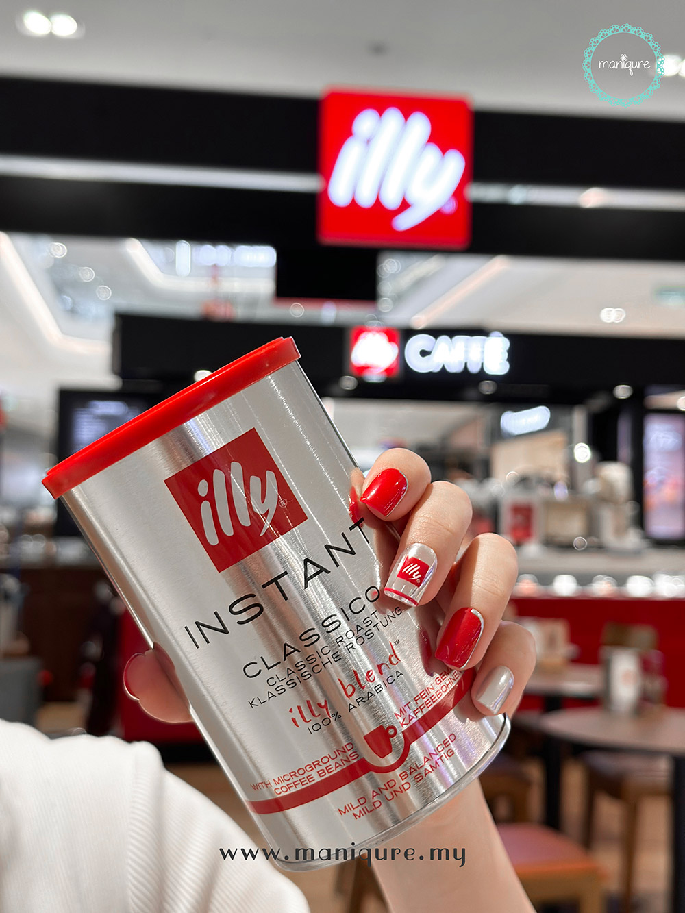 illy Caffe Nails