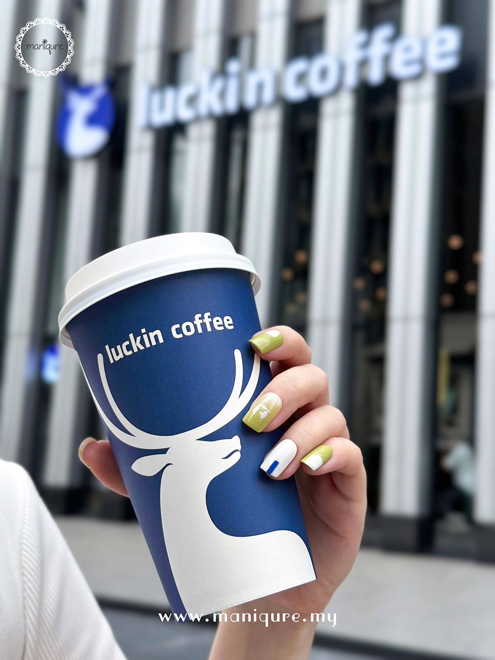 Luckin Coffee Nails