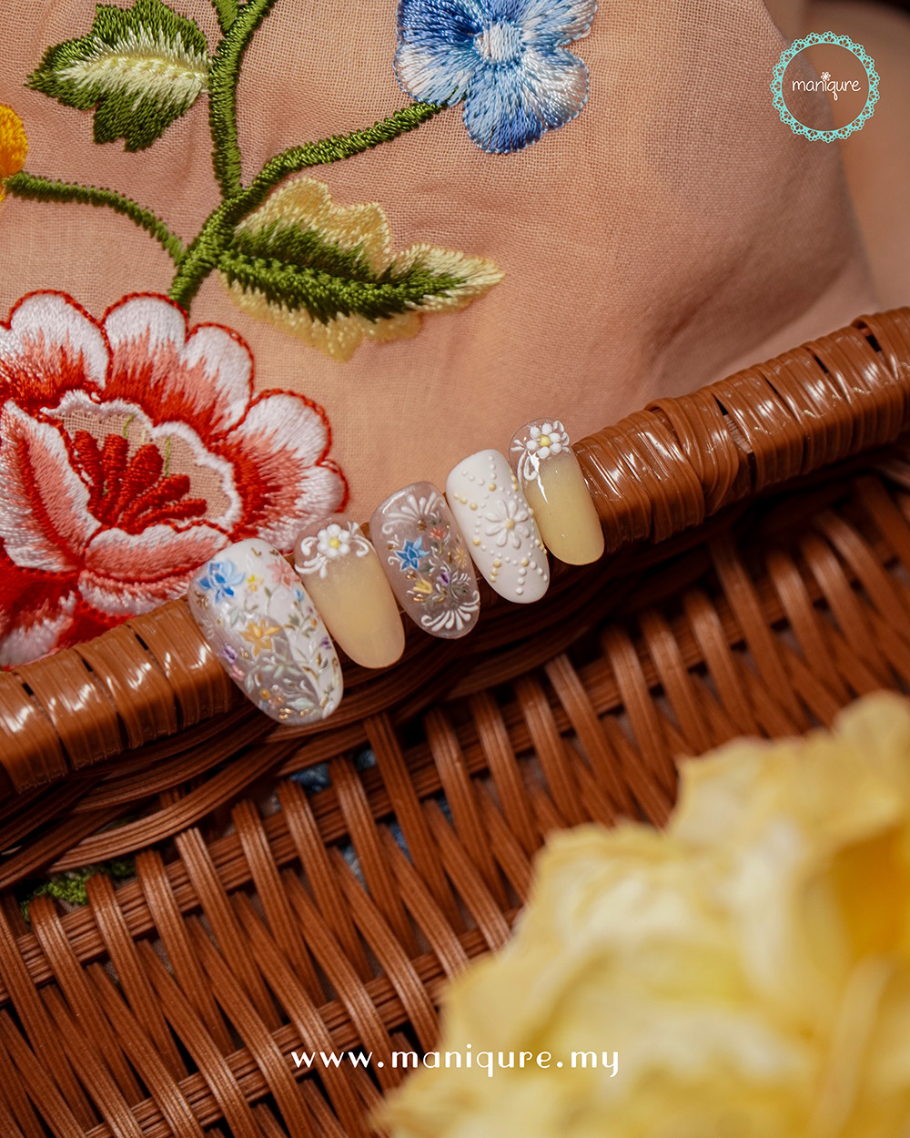 Righteous Xinniang – Peranakan Nails